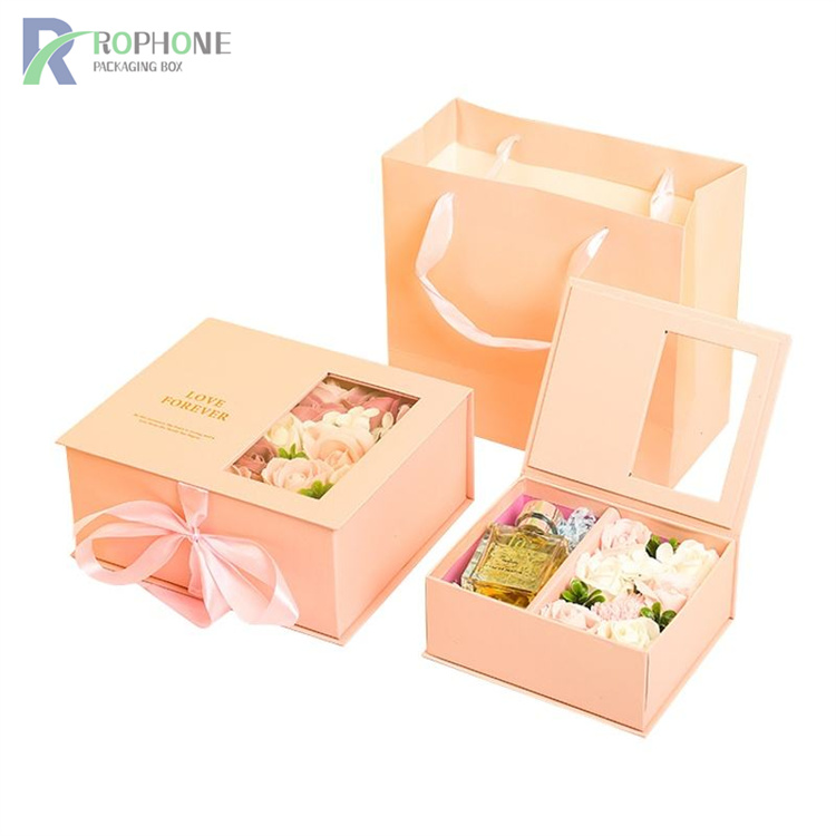hộp đựng quà tặng