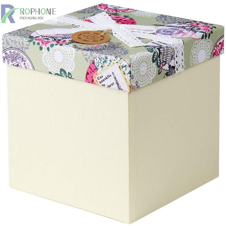 Hộp quà trống rỗng